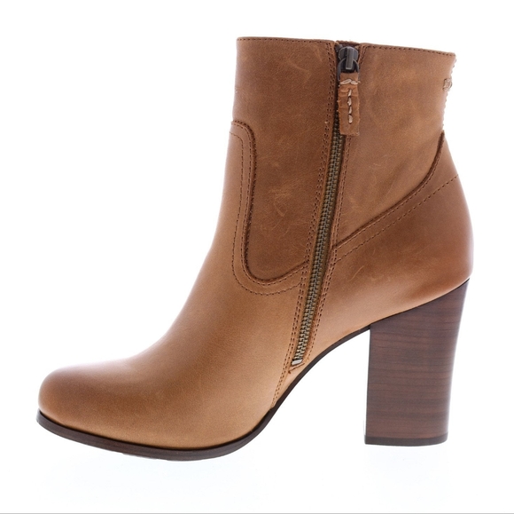 FRYE Short Boots Size 8 - Picture 4 of 13